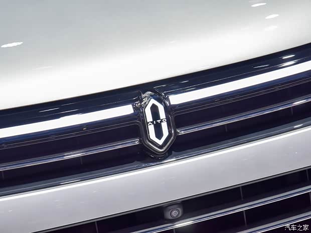 看中大型SUV销冠的实力 车展实拍问界M7(图4)