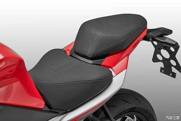 售价3万内 高颜值中排摩托 钱江 赛550S(图14)