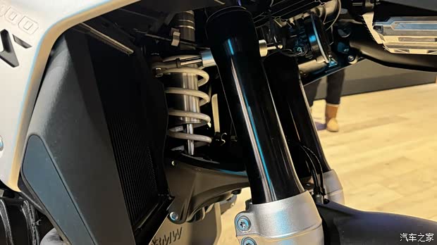 入门版宝马新“水鸟” R 1300 GS实拍(图12)