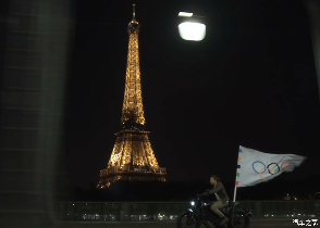 阿汤哥在奥运闭幕式到底骑的什么摩托？(图8)