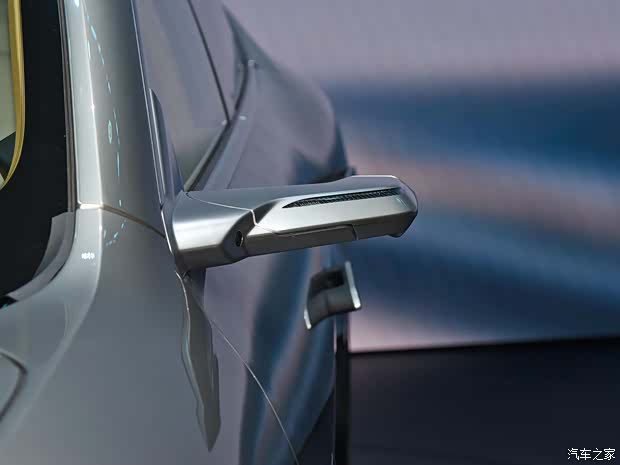 联名限量卖70万 实拍阿维塔012限量版(图13)