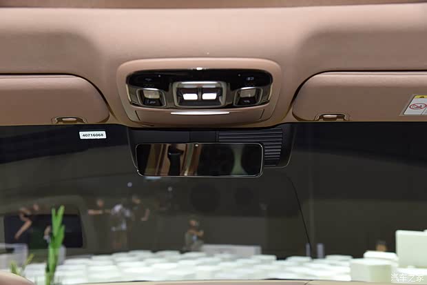 综合油耗1.3L 车展体验北京BJ60雷霆(图22)