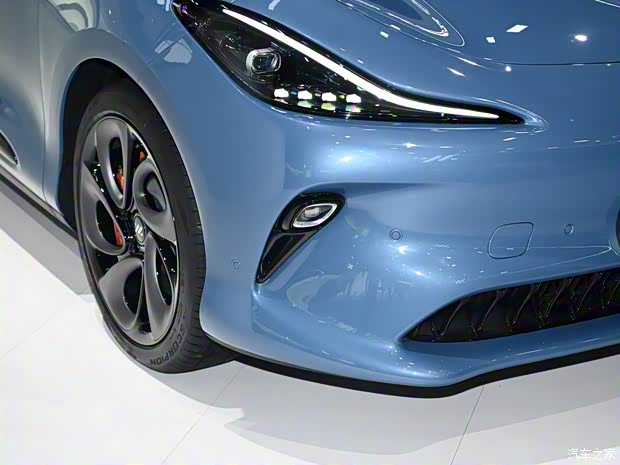 新款可以“横着走” 实拍新款智己LS6(图6)