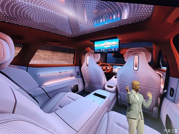 联名限量卖70万 实拍阿维塔012限量版(图43)