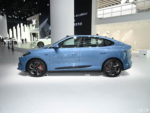 新款可以“横着走” 实拍新款智己LS6(图9)