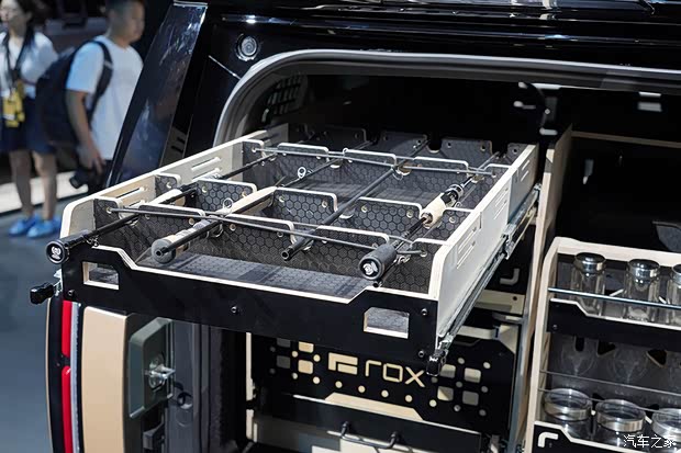 个性定制新选择 实拍极石01钓鱼大师版(图12)