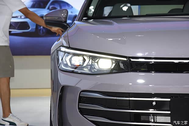 内外再进化 车展体验全新大众帕萨特PRO(图8)