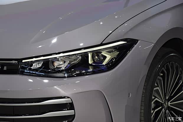 内外再进化 车展体验全新大众帕萨特PRO(图7)