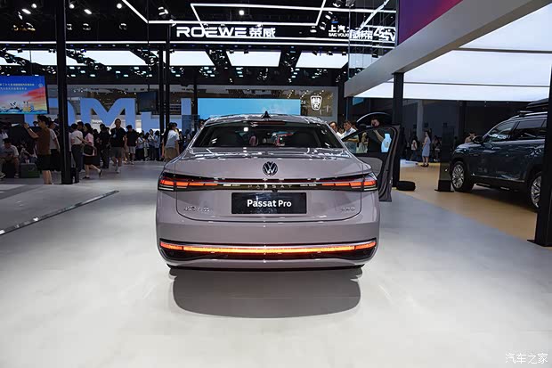 内外再进化 车展体验全新大众帕萨特PRO(图12)