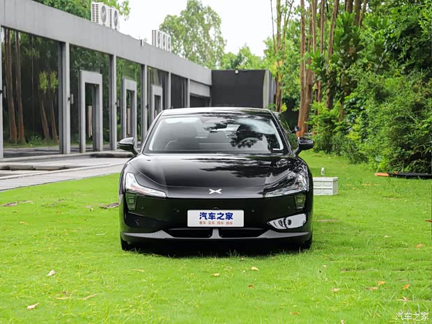 大开杀戒 成都车展体验小鹏MONA M03(图3)