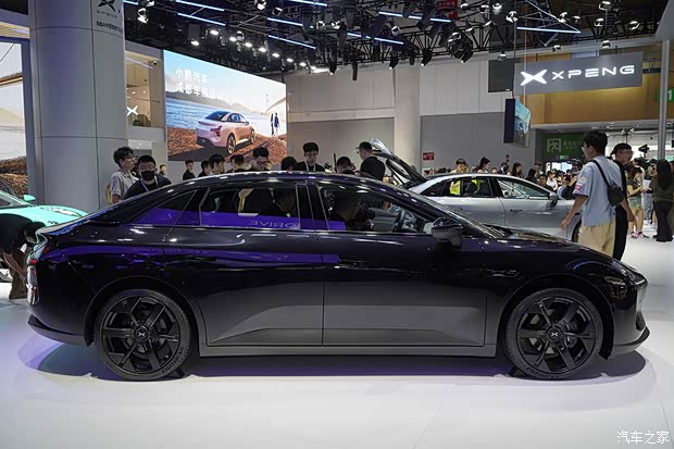 大开杀戒 成都车展体验小鹏MONA M03(图9)