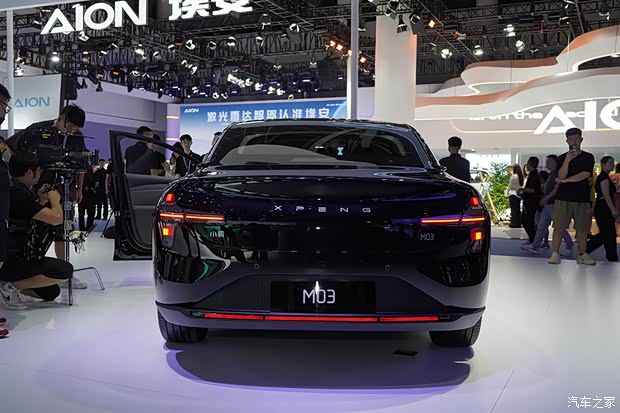 大开杀戒 成都车展体验小鹏MONA M03(图14)