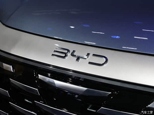 品牌首款中大型MPV 车展实拍比亚迪夏(图15)