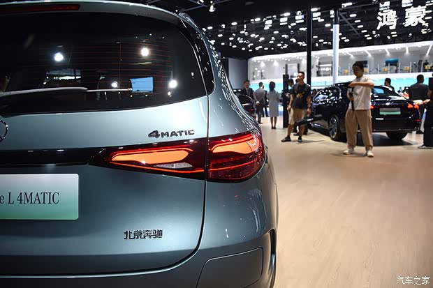 插电混动/可油可电 实拍奔驰GLC 350e L(图13)