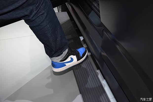 远方的硬派玩家 车展体验全新哈弗H9(图5)