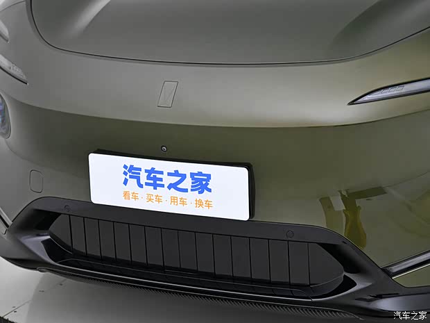 20多万/有纯电有增程 实拍阿维塔07(图8)