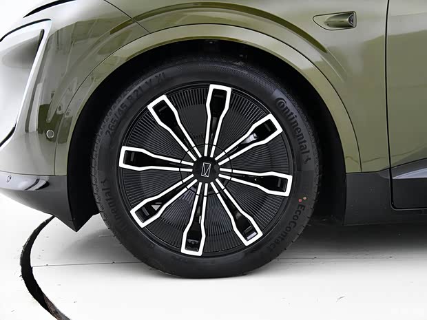 20多万/有纯电有增程 实拍阿维塔07(图11)