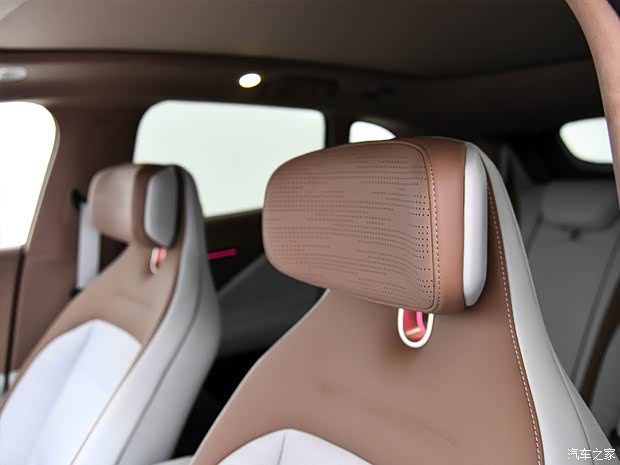 20多万/有纯电有增程 实拍阿维塔07(图32)