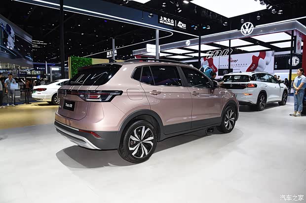 家族最便宜SUV驾到 实拍大众途岳新锐XR(图8)