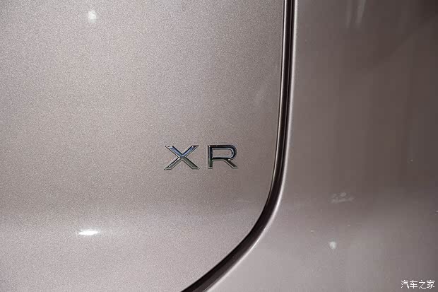 家族最便宜SUV驾到 实拍大众途岳新锐XR(图10)