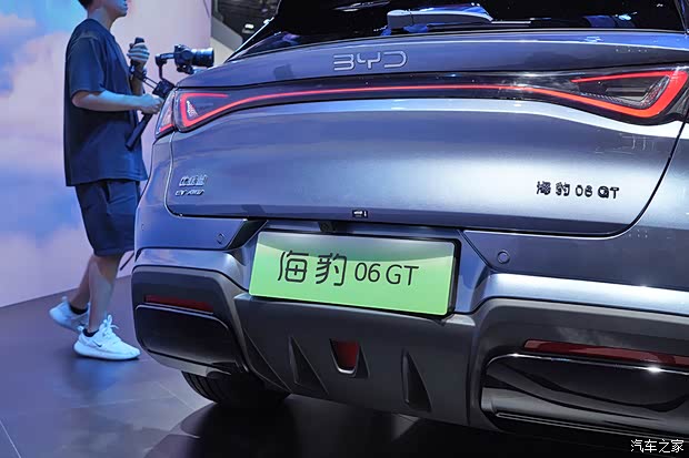 运动帅气的两厢车 车展体验海豹06GT(图8)