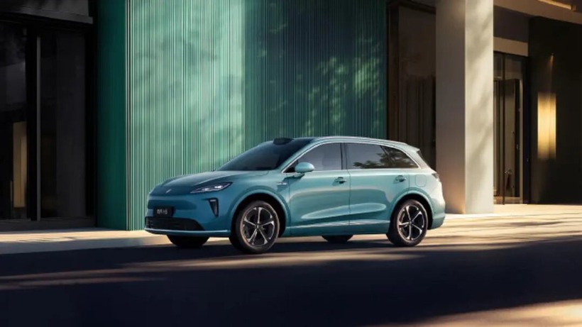 新一代小米SU7还是尚界Z7？上汽华为公开较量小米(图3)