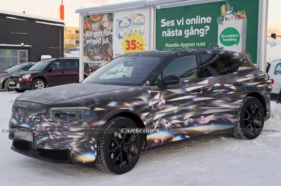 宾利第二款SUV最新谍照曝光 有望2026年发布(图3)