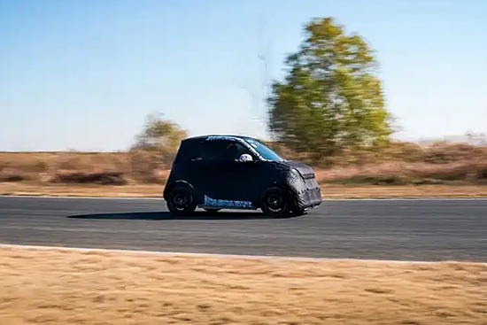 采用双门双座布局 smart精灵#2谍照曝光 - 领驭达新车资讯站