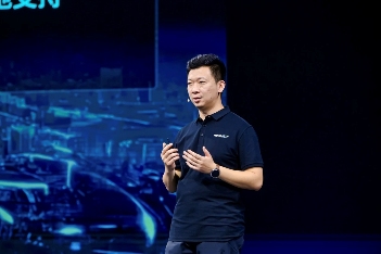 智驾大陆厉飚：定位Tier2赋能者，以效率与全球化实践推动智驾平权(图1)