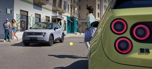 萤火虫，起势了(图1)