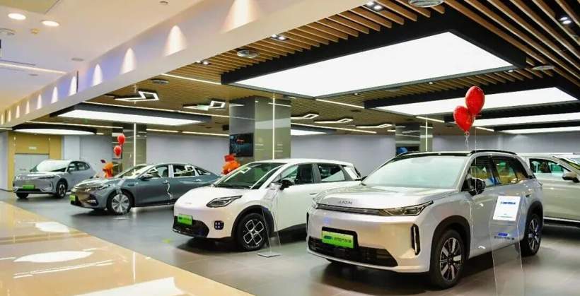 家居巨头杀入汽车圈，为渠道跨界找到新解法(图4)