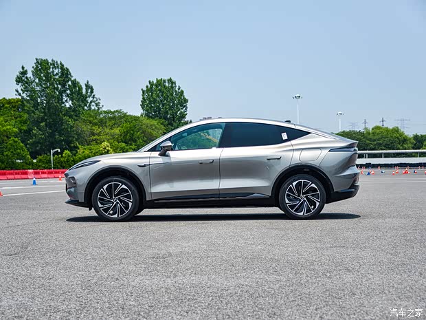 实拍新款飞凡F7/R7 内饰细节有调整(图9)