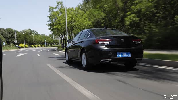 抄底好时机？10万块的君威值不值得买？(图11)