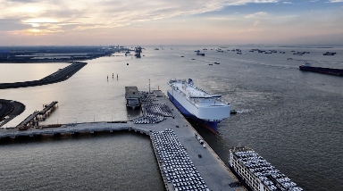 2025年乘用车零售总量超2374万辆，2026年压力很大？(图4)