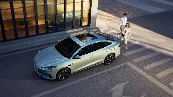 售价8.98万元起，比亚迪2026款海豹05DM-i、海豹06DM-i超享版加推长续航版本(图5)