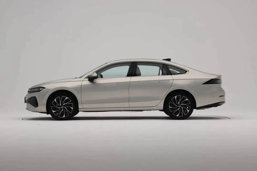 厂家把车越造越大，中国人就喜欢大车？(图4)