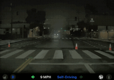 大停电后自动驾驶现出原形？Waymo趴窝，马斯克贴脸嘲讽(图4)