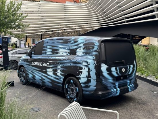 奔驰VLE最新预告图发布 将于明年上半年发布(图4)