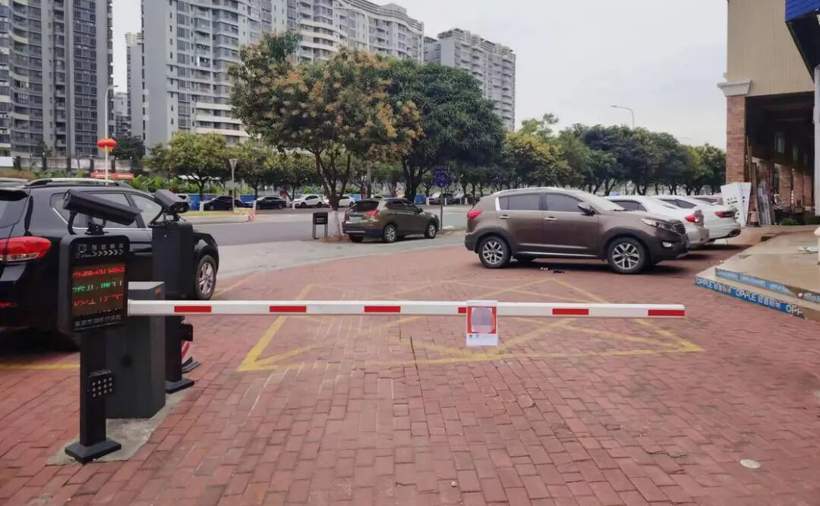 汽车消费要刺激，但消费者被这些原因卡住了(图1)