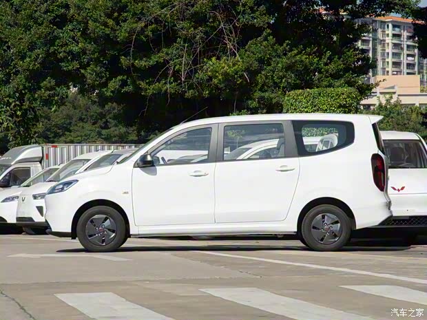 高时效性急件能用新能源拉？五菱宏光增程版综合续航1000公里(图4)