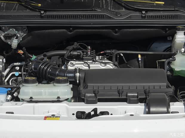 高时效性急件能用新能源拉？五菱宏光增程版综合续航1000公里(图14)