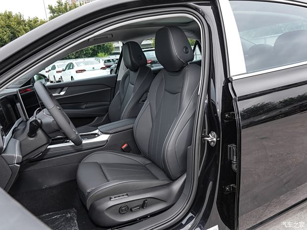 花一样的钱选油车还是选电车？20-25万油车/电车轿车海选(图8)