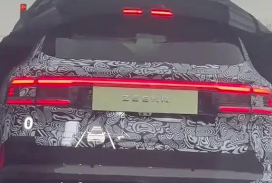 有望明年一季度上市 极氪9S谍照曝光(图2)