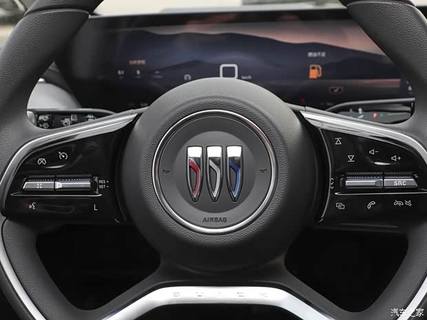 解读低配车 售价26.99万元的全新GL8 ES陆尊配置有多低？(图20)