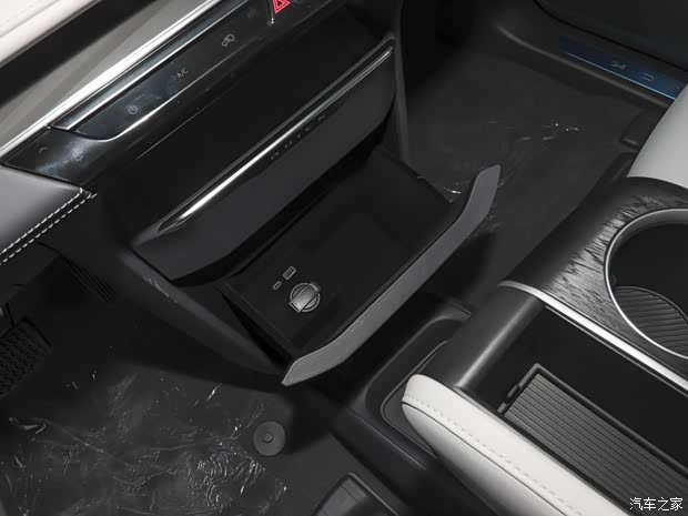 解读低配车 售价26.99万元的全新GL8 ES陆尊配置有多低？(图25)