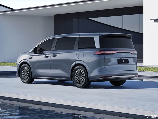 撼动别克GL8的30万级MPV强势加入 车展体验比亚迪夏(图7)