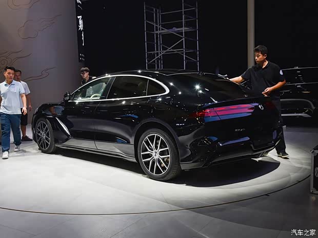 优雅与科技共存的腾势Z9豪华程度如何？跟我一起体验吧(图7)