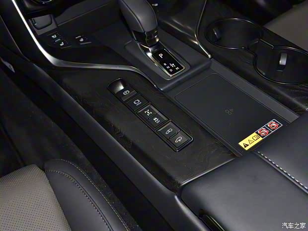 日系豪华越野车标杆再升级！实拍雷克萨斯LX700h OVERTRAIL领境版(图20)