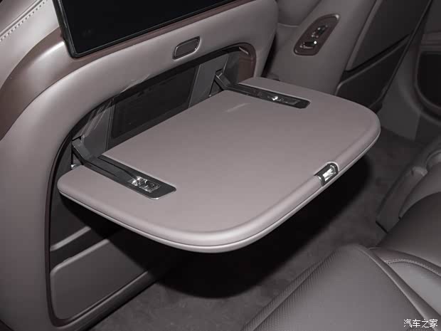 优雅与科技共存的腾势Z9豪华程度如何？跟我一起体验吧(图14)