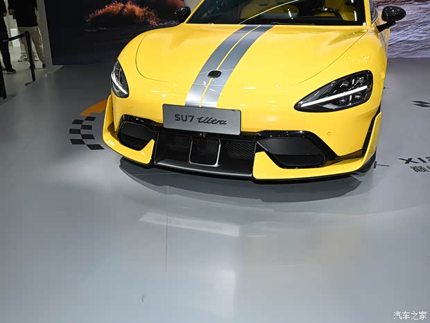 全球最速四门电跑 诸多赛道性能加持 1548马力的小米SU7 Ultra(图4)